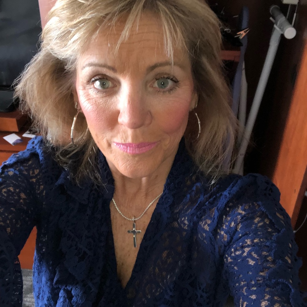 Meet your Posher, Amy